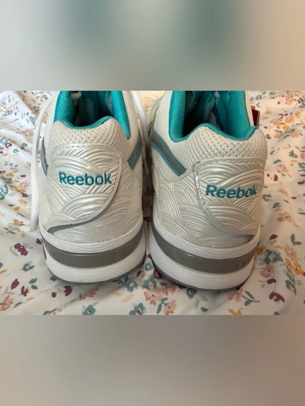 Reebok Easytone Women’s Sneakers